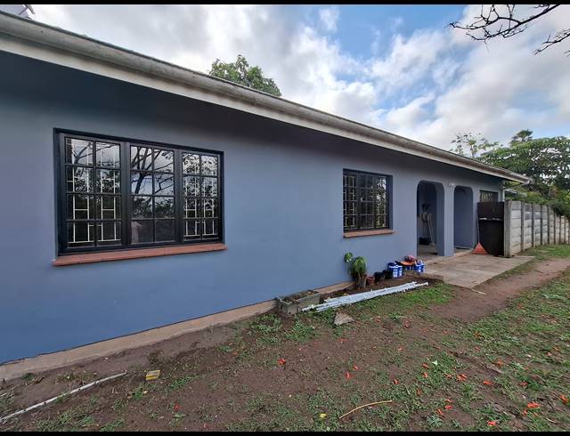 3 BEDROOM HOUSE TO LET IN CAVERSHAM GLEN